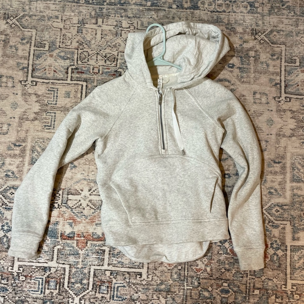 Heather gray lululemon quarter zip sweater with hood